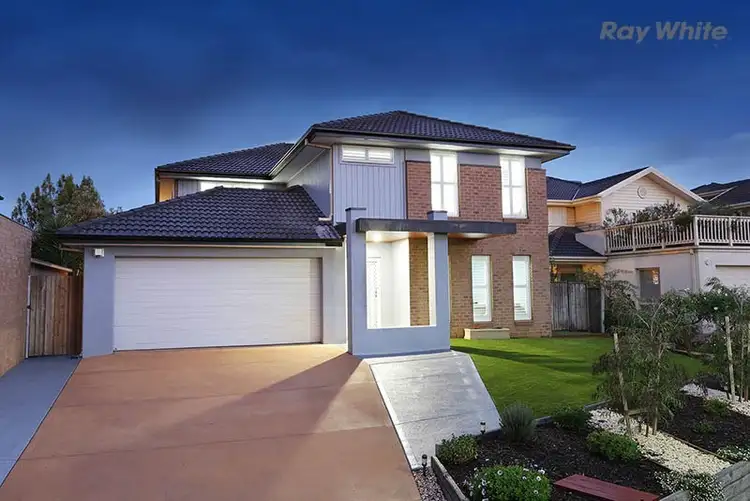 73 Tournament Drive, Sanctuary Lakes VIC 3030
