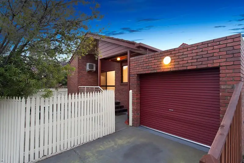 Main view of Homely unit listing, 1/60 Moonya Road, Carnegie VIC 3163