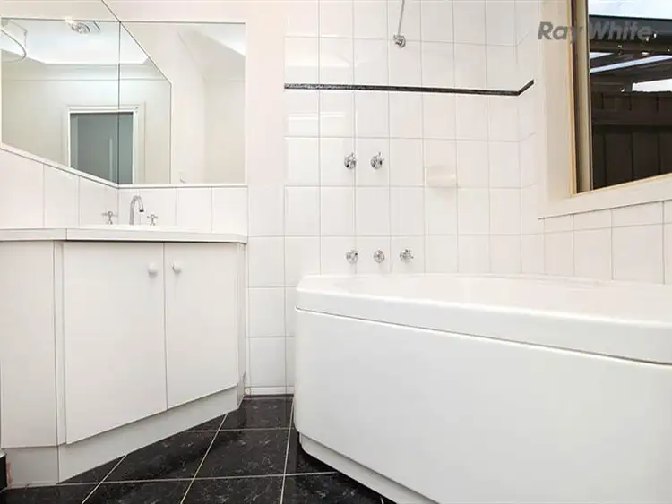 Seventh view of Homely house listing, 7 Alexander Close, Delahey VIC 3037
