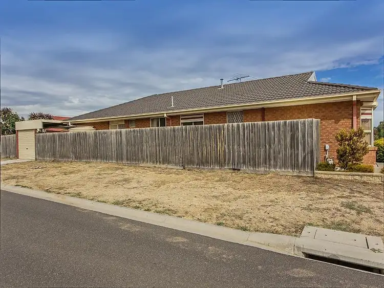 Fifth view of Homely house listing, 27 Bloomsbury Drive, Taylors Hill VIC 3037