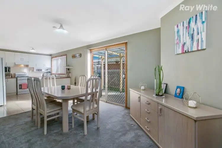 Fifth view of Homely house listing, 8 Joseph Court, Pakenham VIC 3810