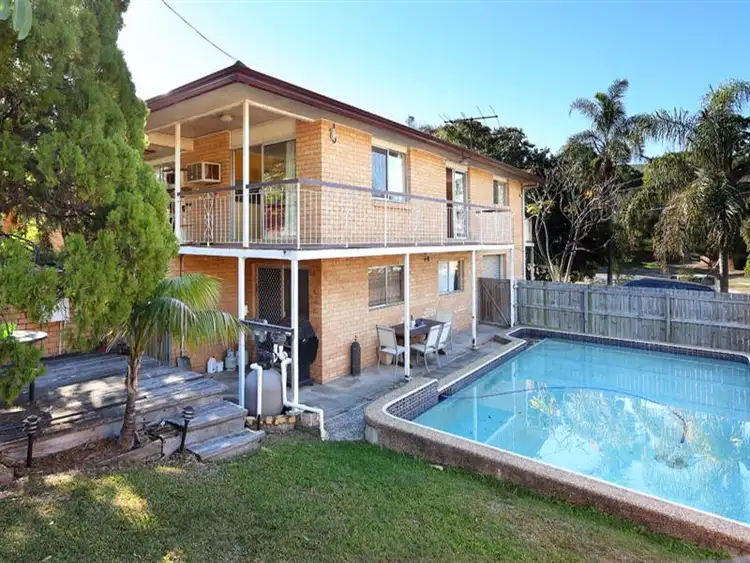 42 Abbott Street, Camp Hill QLD 4152