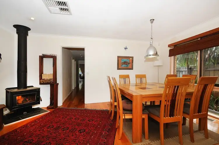 Fifth view of Homely house listing, 7 Wedge Court, Seaford VIC 3198