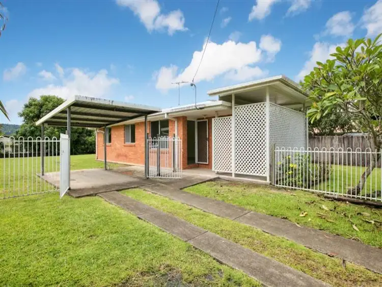 2 Durian Close, Manoora QLD 4870