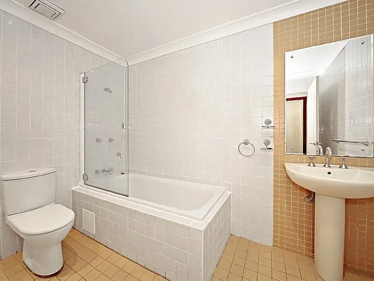 Fifth view of Homely apartment listing, 2/2-6 Dunblane Street, Camperdown NSW 2050