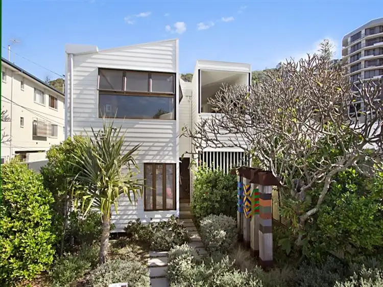 814 Pacific Parade, Currumbin QLD 4223