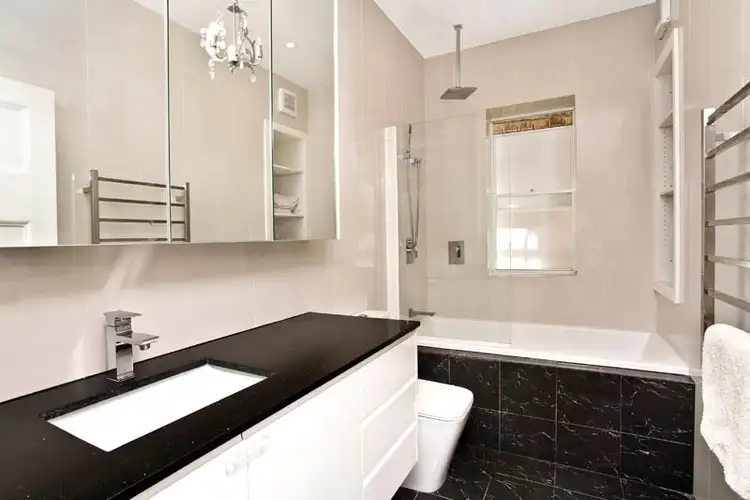 Fourth view of Homely apartment listing, 2/1 Evans Road, Elizabeth Bay NSW 2011