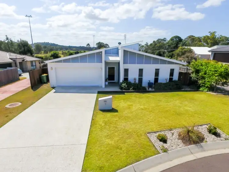 7 Deepwater Close, Bli Bli QLD 4560