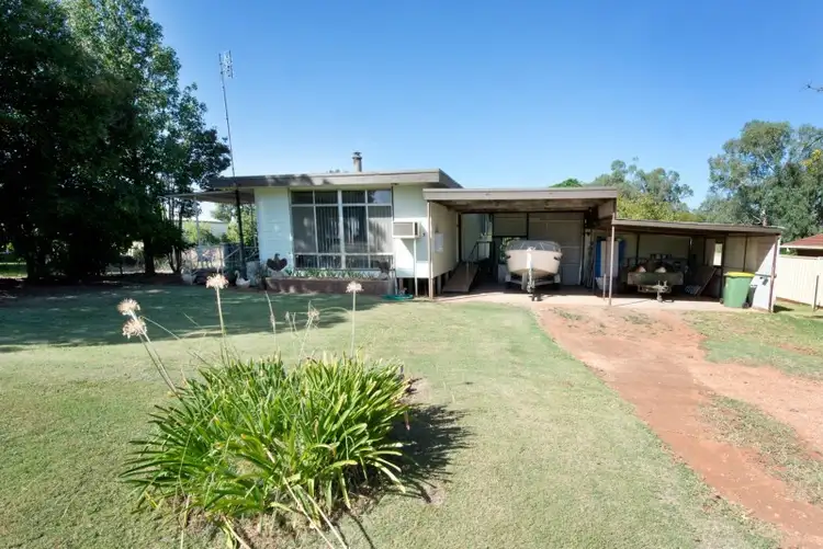 3 Grant Street, Tooleybuc NSW 2736