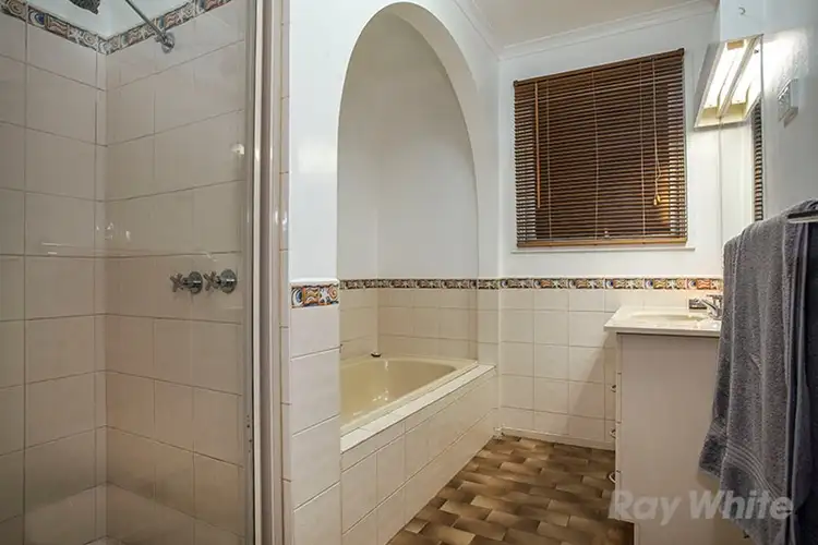 Seventh view of Homely house listing, 2 Lansell Court, Rowville VIC 3178