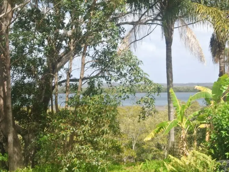 32 Deenya Parade, Russell Island QLD 4184