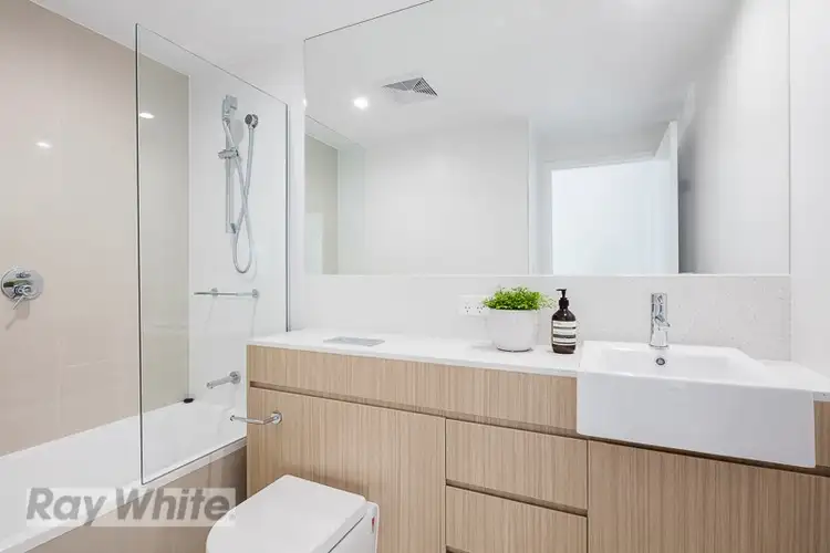 Sixth view of Homely unit listing, 2/33 Birdwood Street, Coorparoo QLD 4151