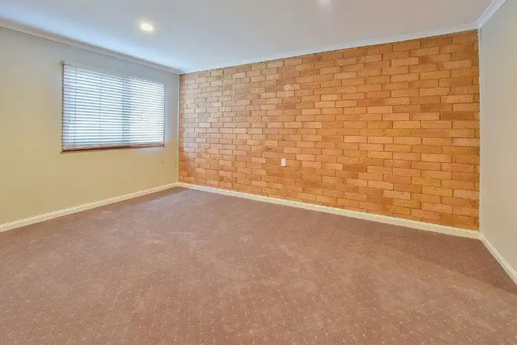 Fifth view of Homely house listing, 5 Stringybark Place, Bradbury NSW 2560
