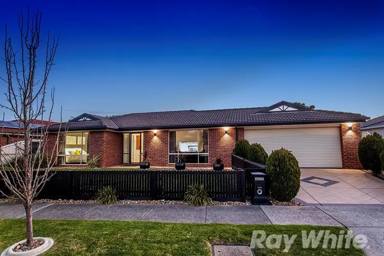 111 Fairway Drive, Rowville VIC 3178