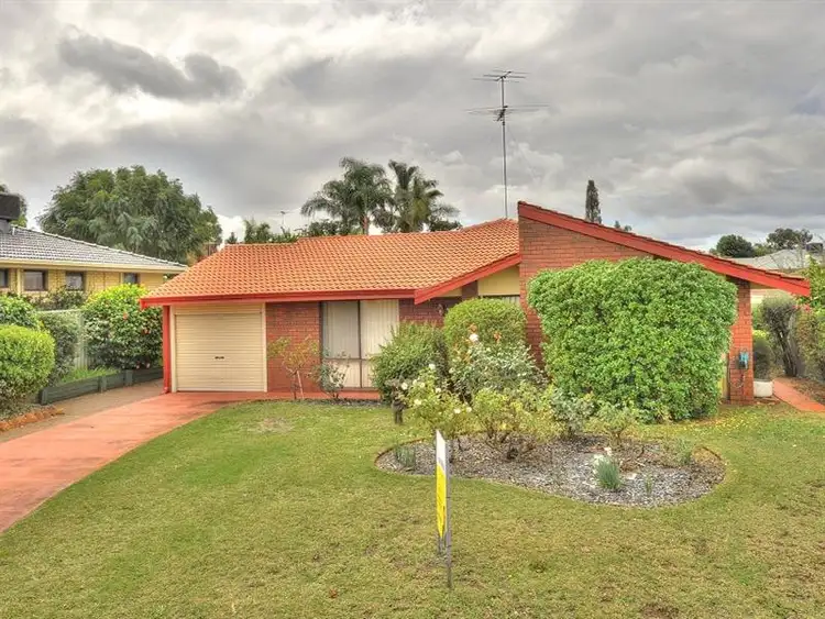 5 Satinash Retreat, Halls Head WA 6210