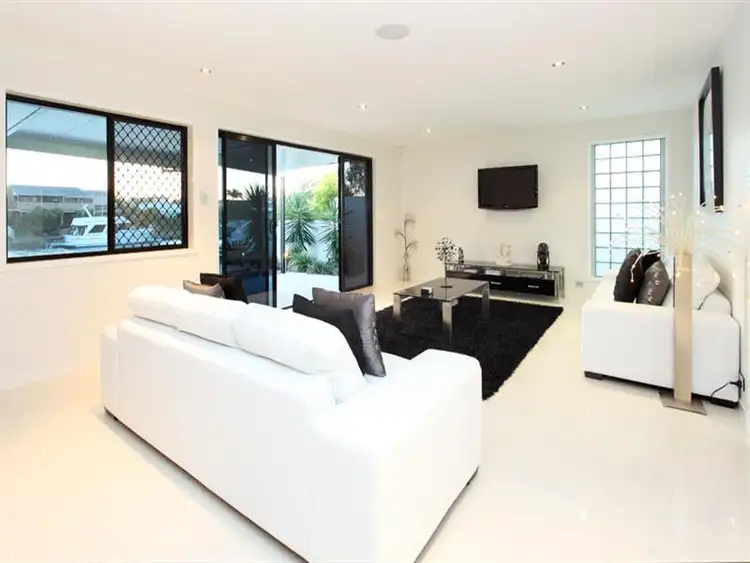 Second view of Homely house listing, 18 Bollard Court, Cleveland QLD 4163