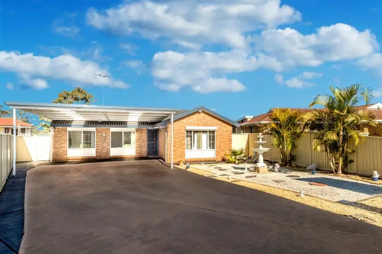 3 Zuni Close, Bossley Park NSW 2176