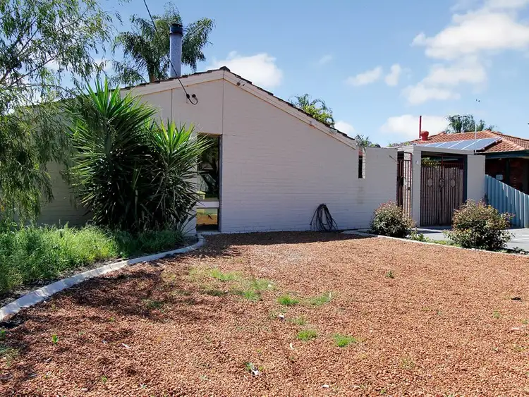 Second view of Homely house listing, 5 Mintern Court, Thornlie WA 6108