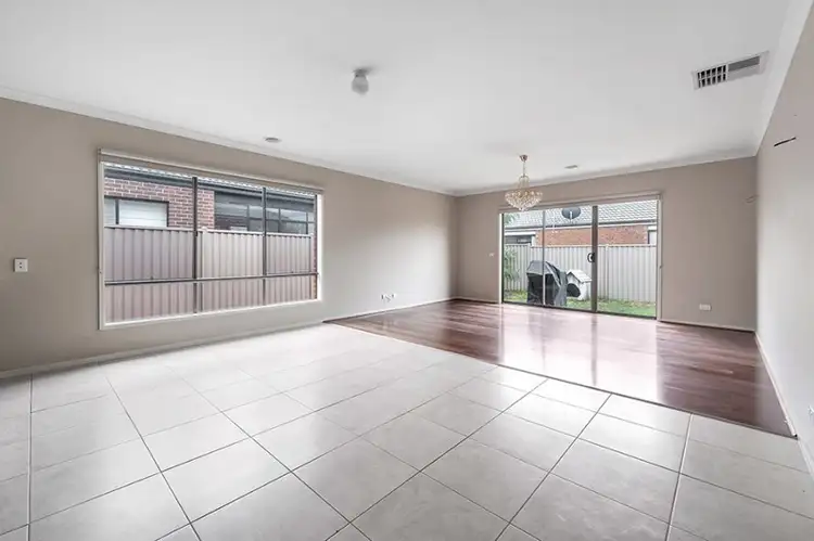 Fourth view of Homely house listing, 5 William Hovell Pass, Craigieburn VIC 3064