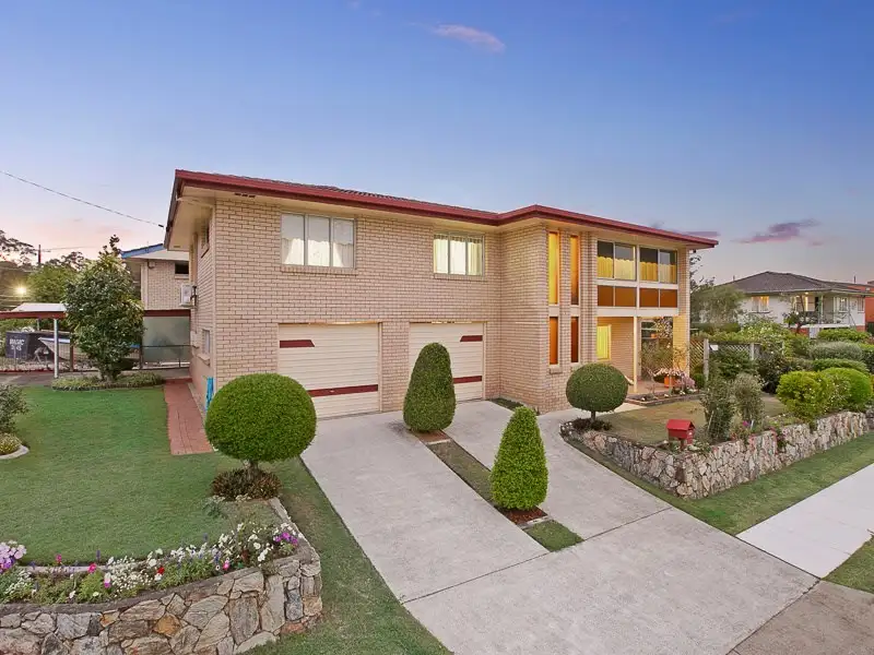 Main view of Homely house listing, 10 Bartels Street, Mount Gravatt QLD 4122