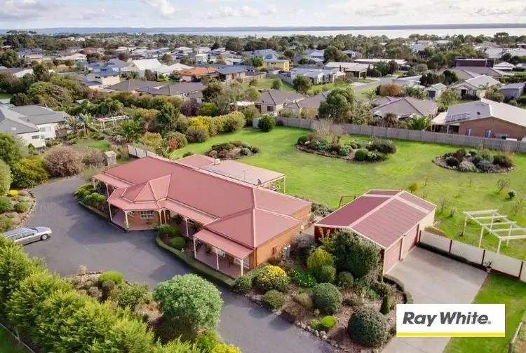 27 Ventnor Road, Cowes VIC 3922