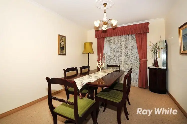 Fourth view of Homely house listing, 4 Dylan Court, Berwick VIC 3806