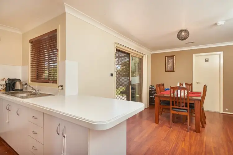 Fifth view of Homely house listing, 7 Elanora Place, Glenfield Park NSW 2650