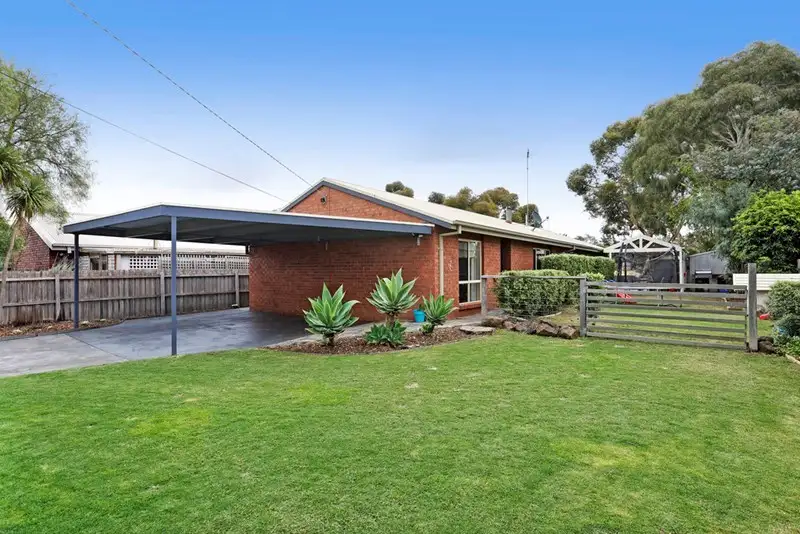 Main view of Homely house listing, 33 Cameron Crescent, Lara VIC 3212
