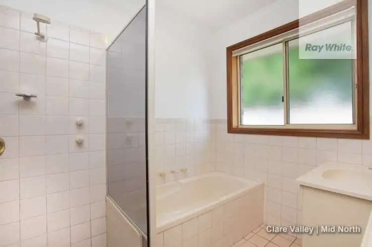 Fourth view of Homely house listing, 1 McKinnon Park, Clare SA 5453
