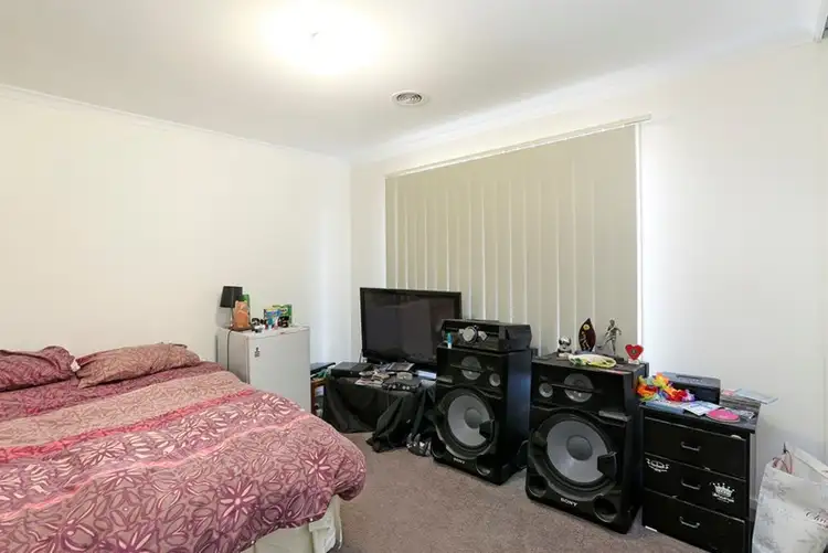 Fifth view of Homely house listing, 8 Mallard Court, Lara VIC 3212
