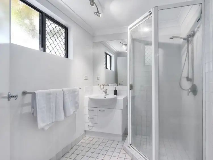 Fifth view of Homely unit listing, 4/47 Kent Street, Hamilton QLD 4007
