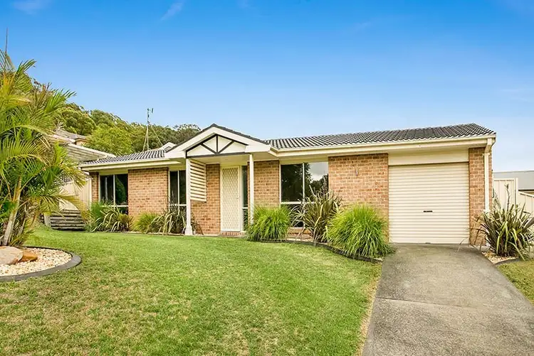 10 Murray Close, Albion Park NSW 2527