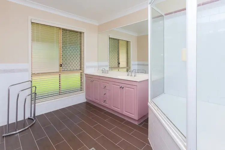 Seventh view of Homely house listing, 2 McGreevy Court, Camira QLD 4300