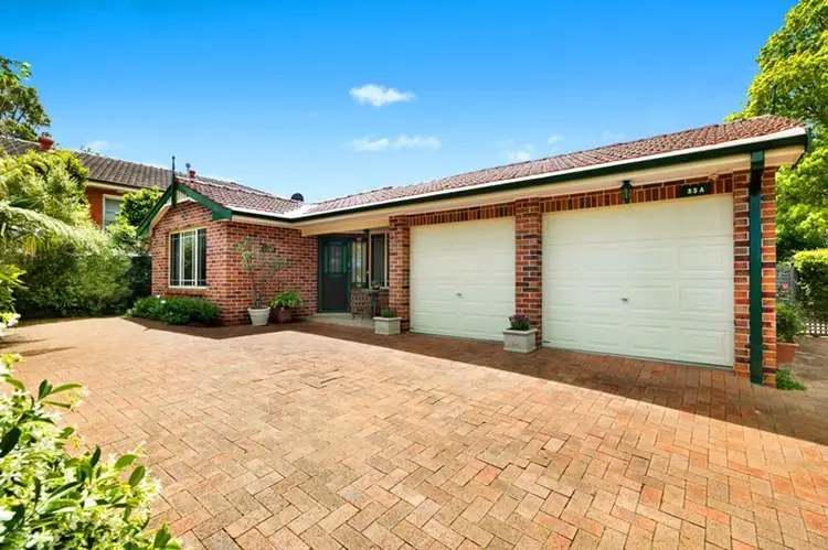 33a Hinemoa Avenue, Normanhurst NSW 2076