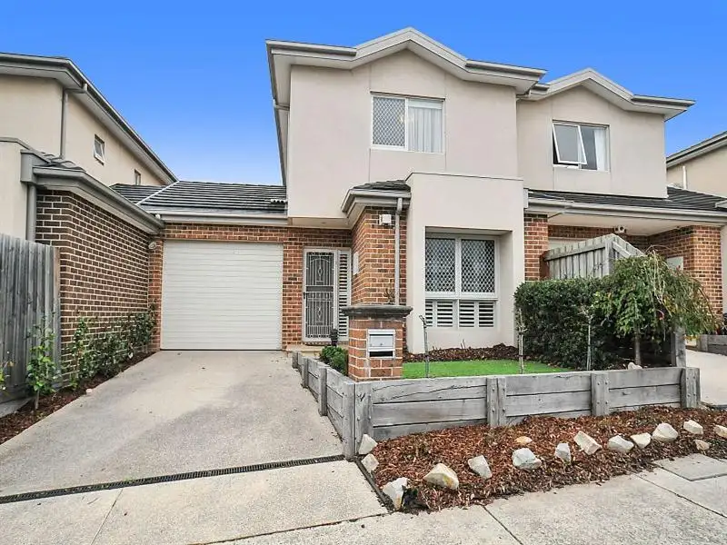 Main view of Homely townhouse listing, 4 Lee Parade, Mitcham VIC 3132