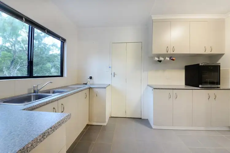 Seventh view of Homely house listing, 8 Curlew Court, Jubilee Pocket QLD 4802