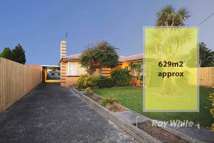 15 Mulgoa Avenue, Dandenong North VIC 3175