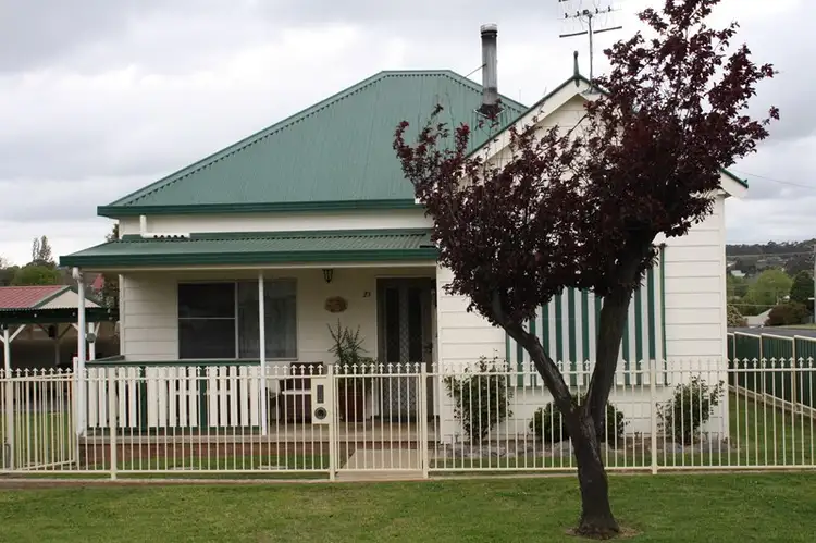 21 Macquarie, Glen Innes NSW 2370