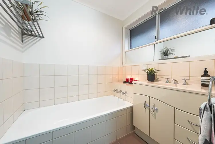 Seventh view of Homely house listing, U1/6 PERCY Street, Croydon South VIC 3136