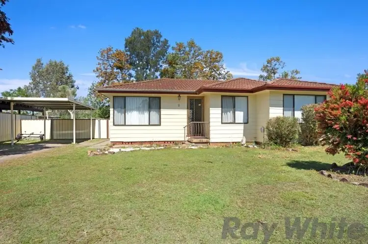 8 Mcleod Avenue, Metford NSW 2323