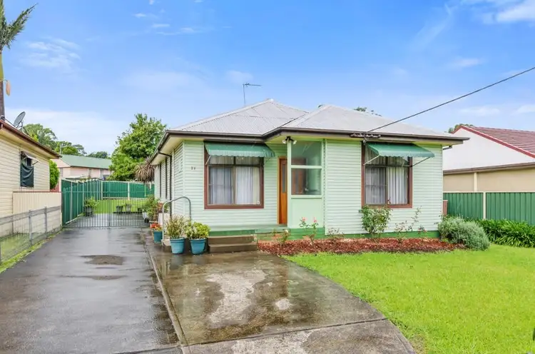 Main view of Homely house listing, 25 Nolan Street, Berkeley NSW 2506