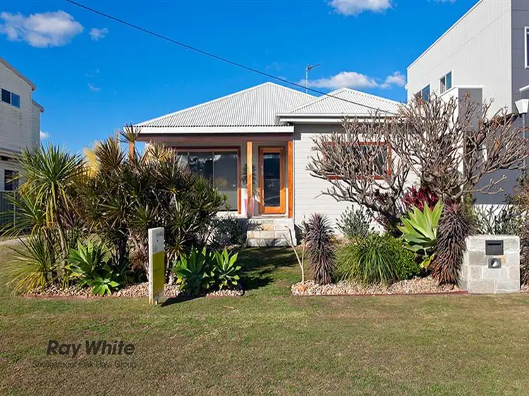 65 Waratah Street, Windang NSW 2528