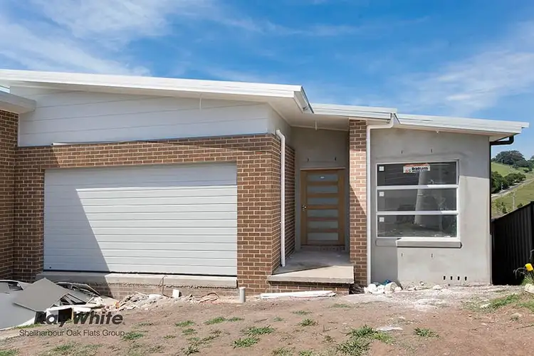 Second view of Homely house listing, 2/11 Grace Place, Flinders NSW 2529