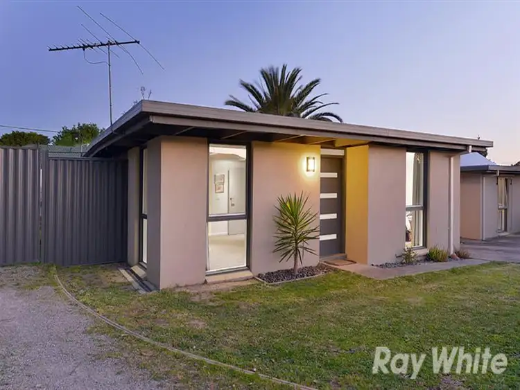 1/40 Cinerea Avenue, Ferntree Gully VIC 3156