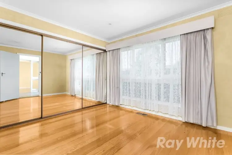 Sixth view of Homely house listing, 8 Dirkala Court, Mulgrave VIC 3170