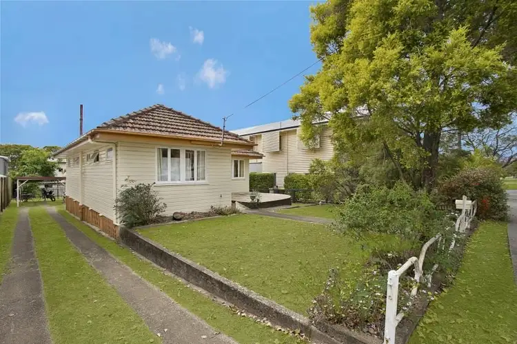 46 Central Avenue, Sherwood QLD 4075