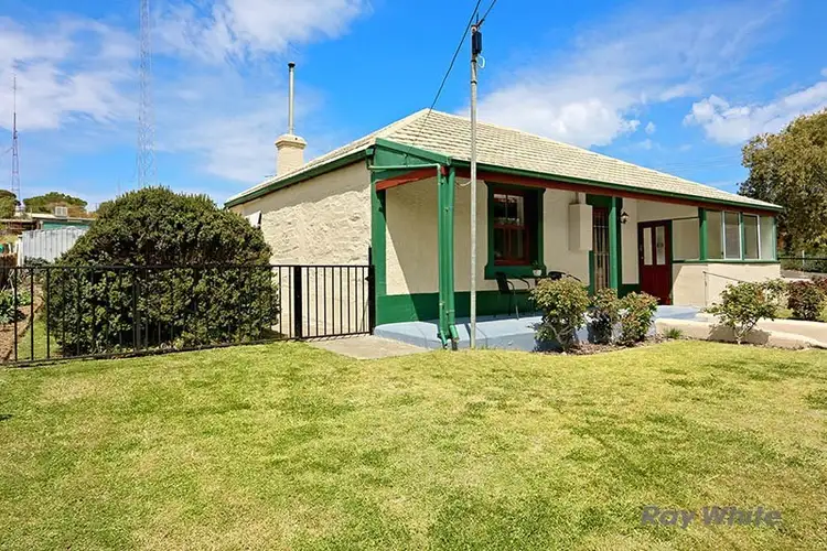 40 Commercial Street, Burra SA 5417