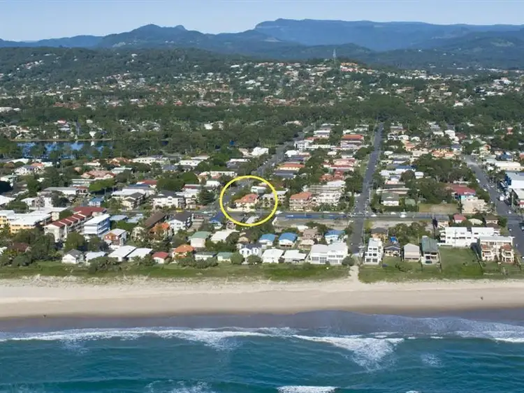 11/1072 Gold Coast Highway, Palm Beach QLD 4221