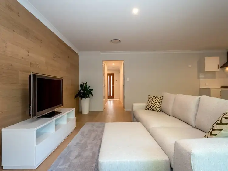 1/18 Nesbit Street, Southport QLD 4215
