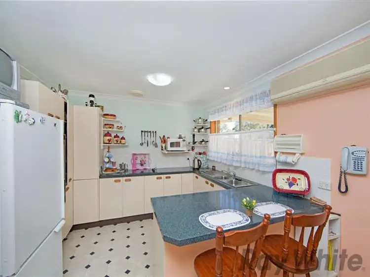 Fifth view of Homely house listing, 1/3 Bromley Court, Lake Haven NSW 2263